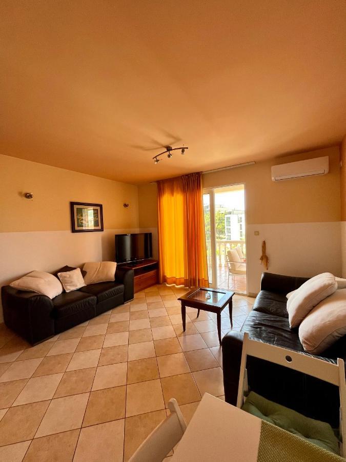 Apartmani Bojana บุดวา ภายนอก รูปภาพ